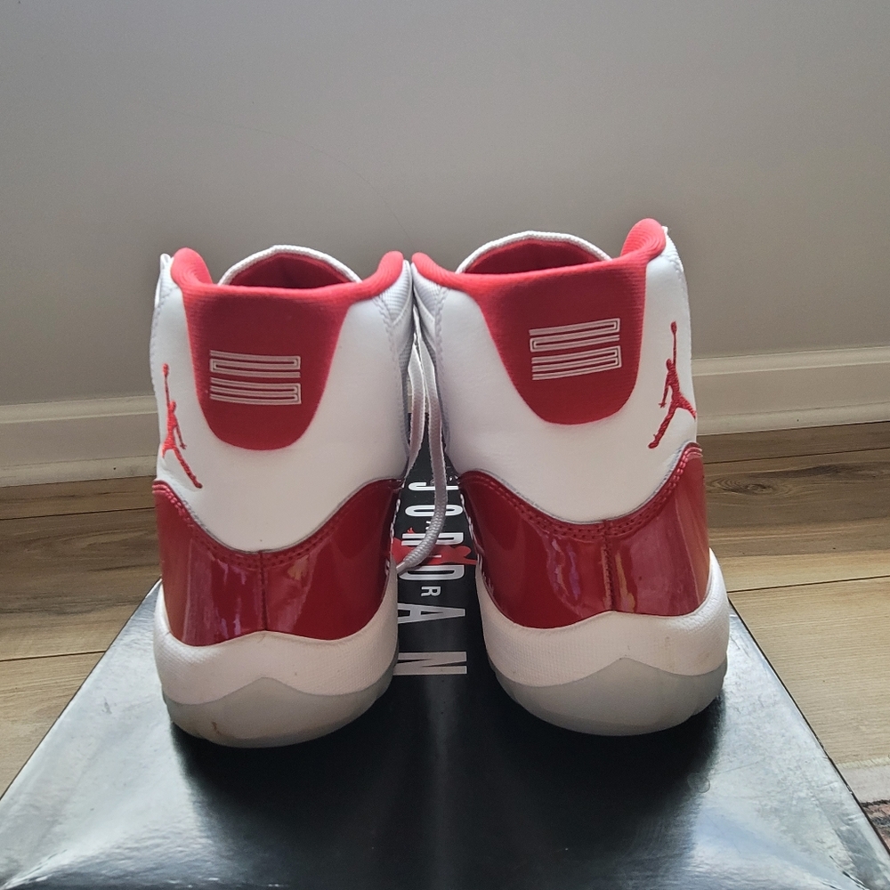 Air Jordan 11 Retro Nike Cherry 11s - Picture 7 of 14